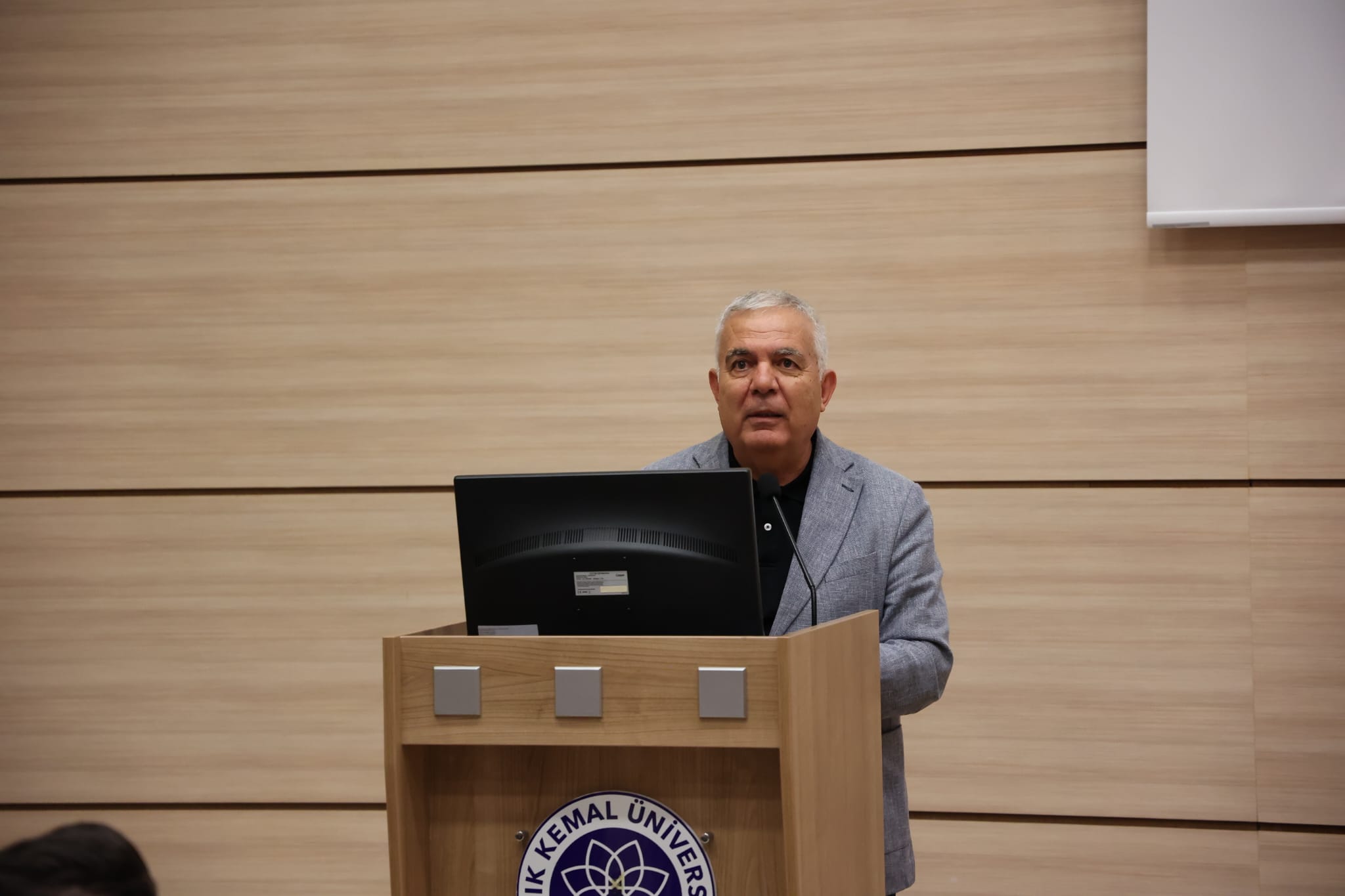 Namık Kemal Üniversitesi9